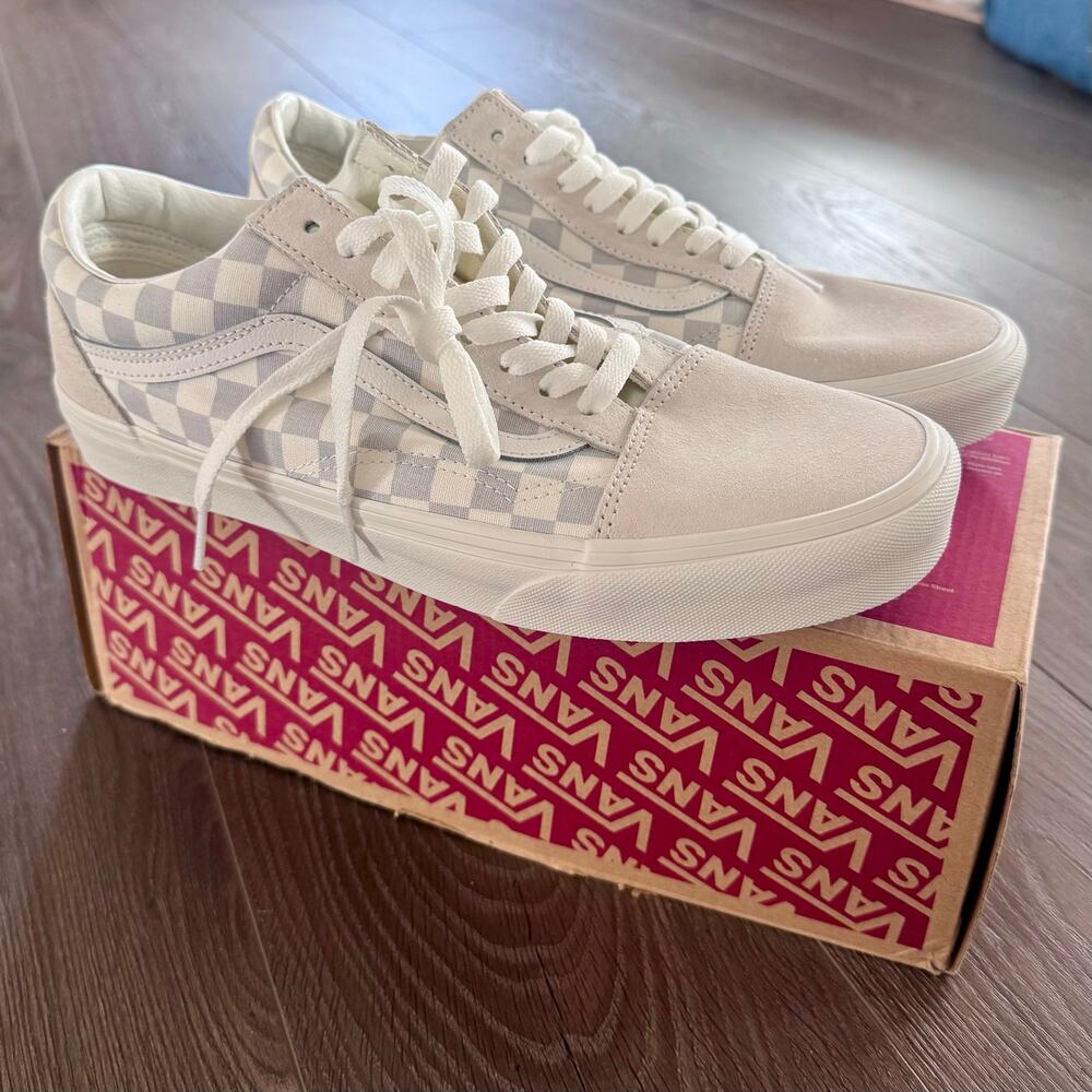 Vans Old Skool Checkerboard Shoe Low Gray Marshmallow Minimalist Men 11 NEW